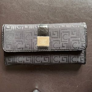 Liz Claiborne Wallet